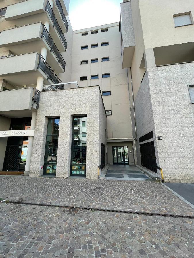 Tortona-Design District, Splendido Appartamento Con Garage Privato Milánó Kültér fotó